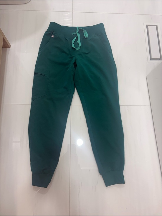 Figs Pants - FIGS Hunter Green Zamora Jogger Pants